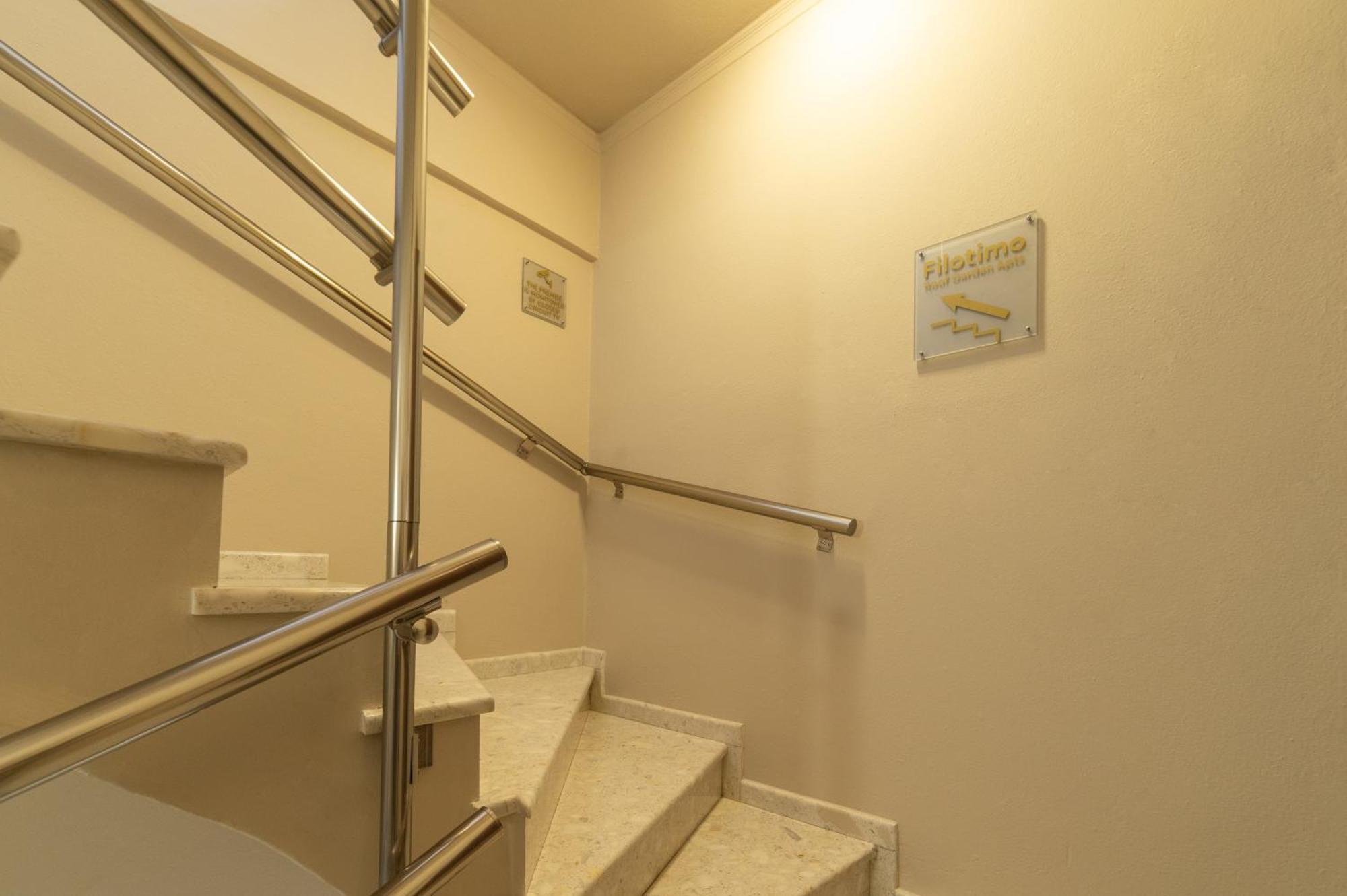 Filotimo Roofgarden Brown Apartment Heraklion (Crete)